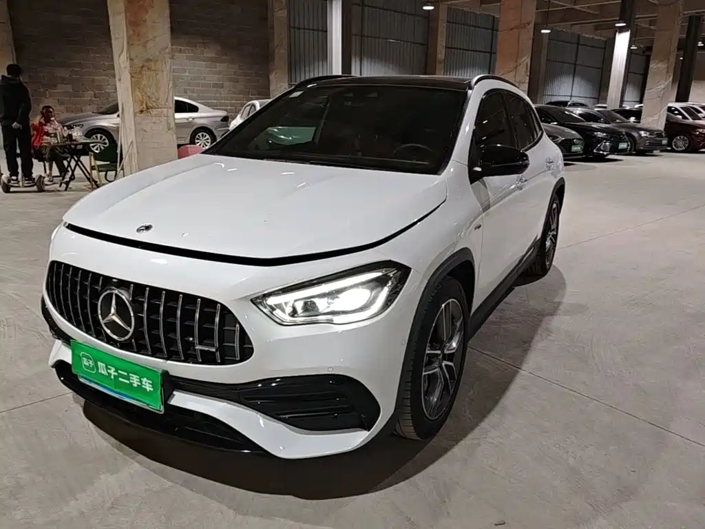 Mercedes-Benz GLA AMG