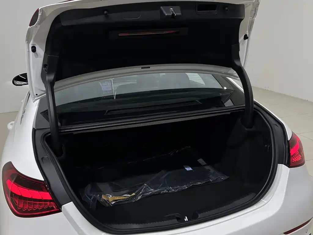Mercedes-Benz C-Class C 2025 C 260 L 4MATIC Sport