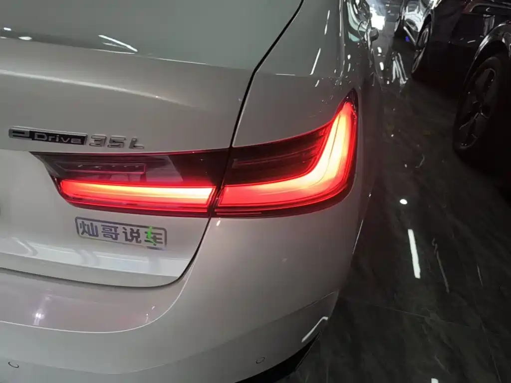 BMW i3 — миниатюра 8