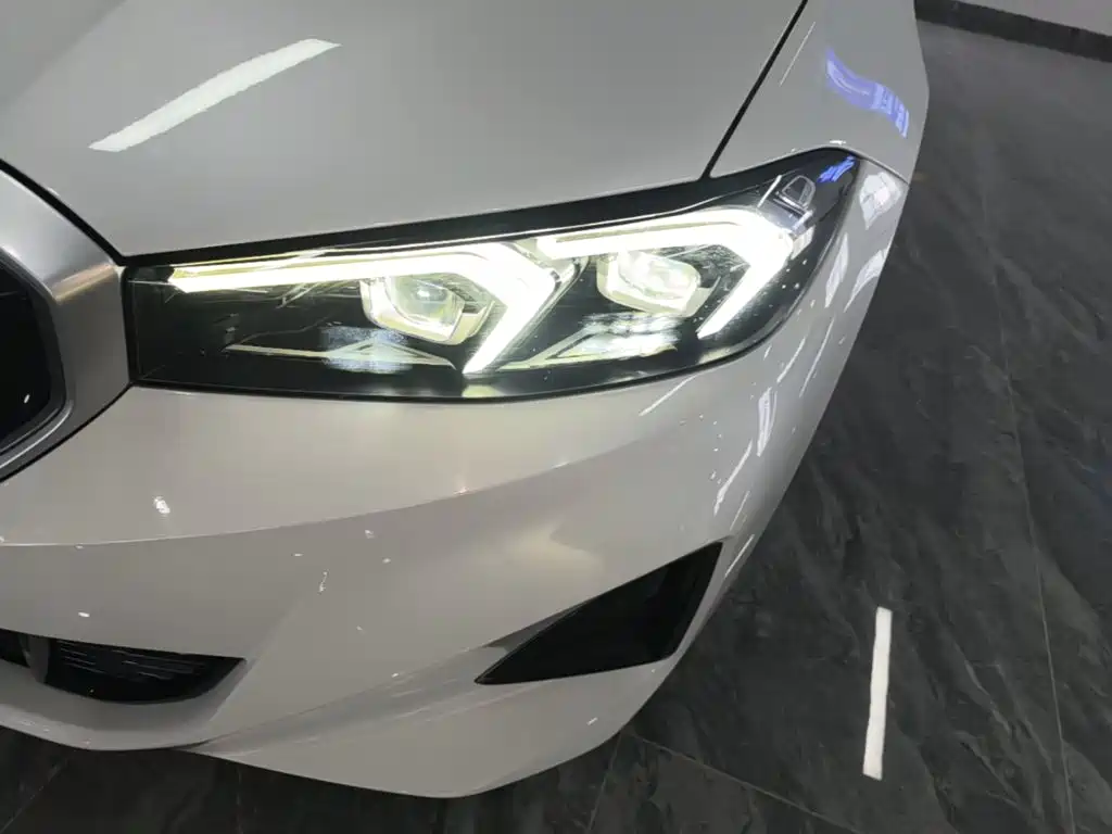BMW i3 — миниатюра 24