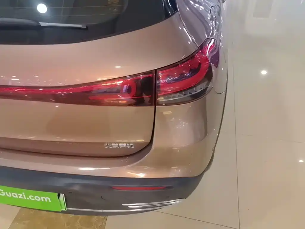 Mercedes-Benz EQA — миниатюра 8