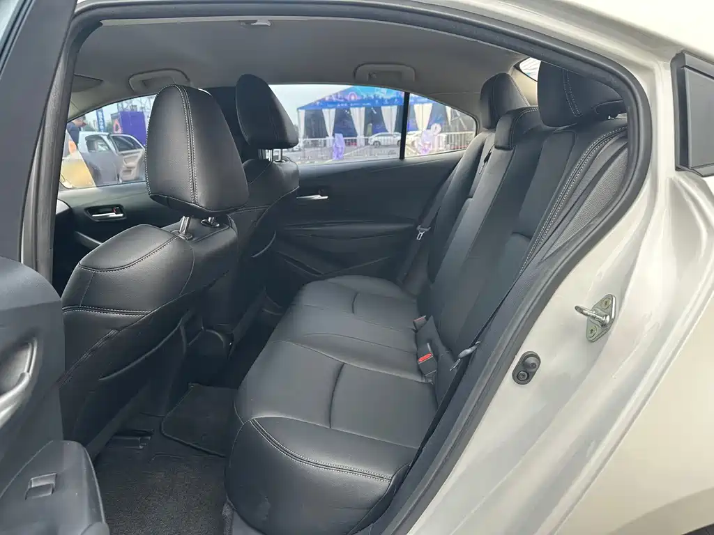Toyota Corolla — миниатюра 5