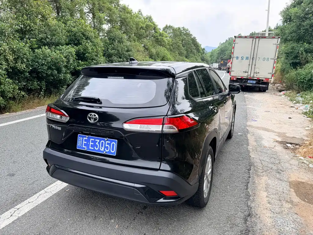 Toyota Frontlander — миниатюра 5