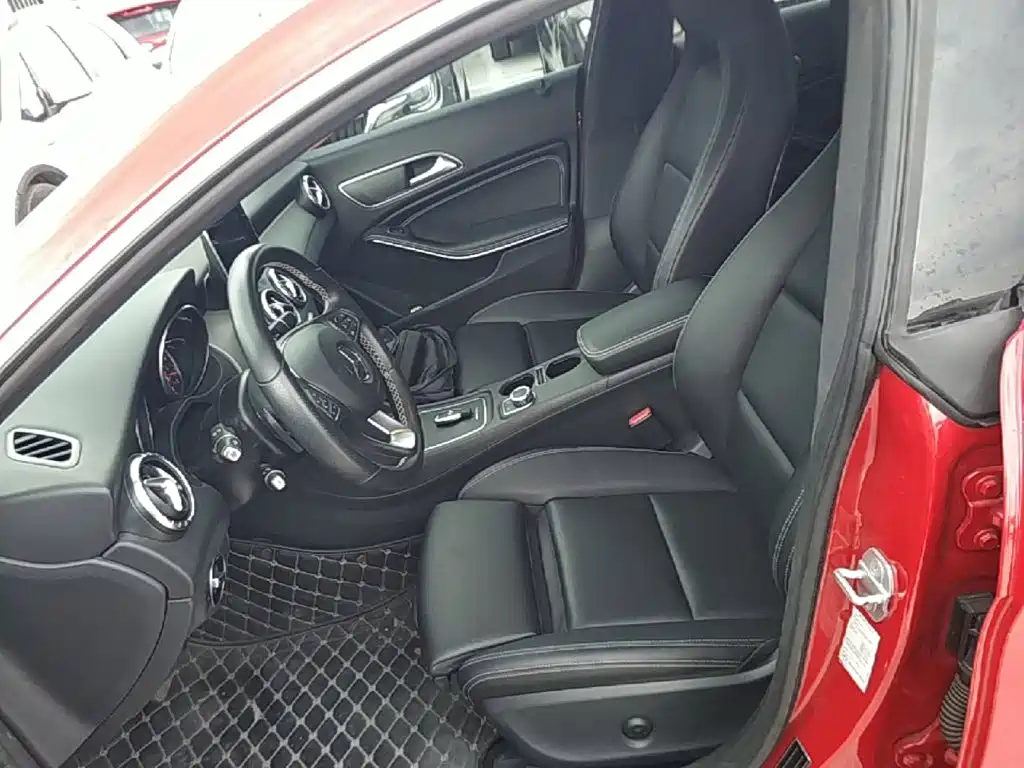 Mercedes-Benz CLA (Import) — миниатюра 15