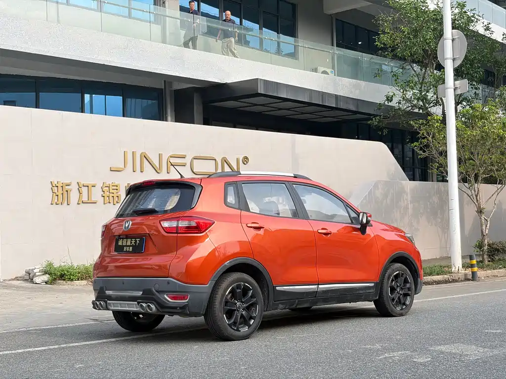 Changan CS15 — миниатюра 6
