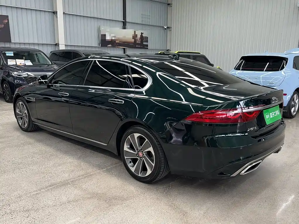 Jaguar XFL — миниатюра 18
