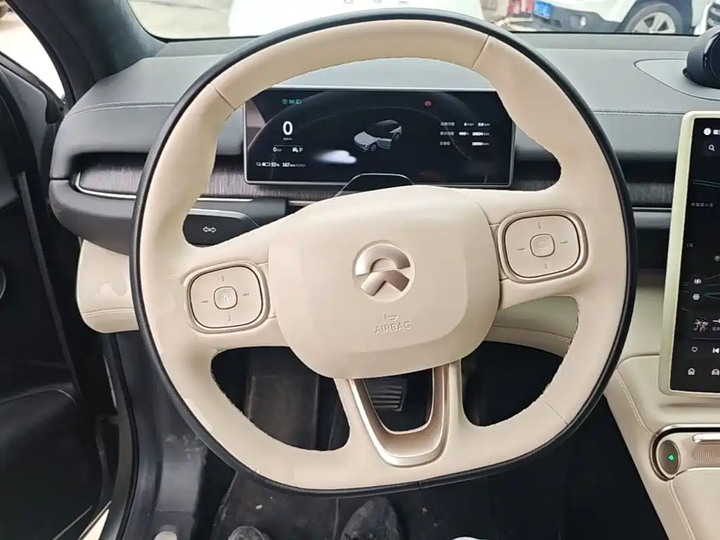 NIO ES6 — миниатюра 11