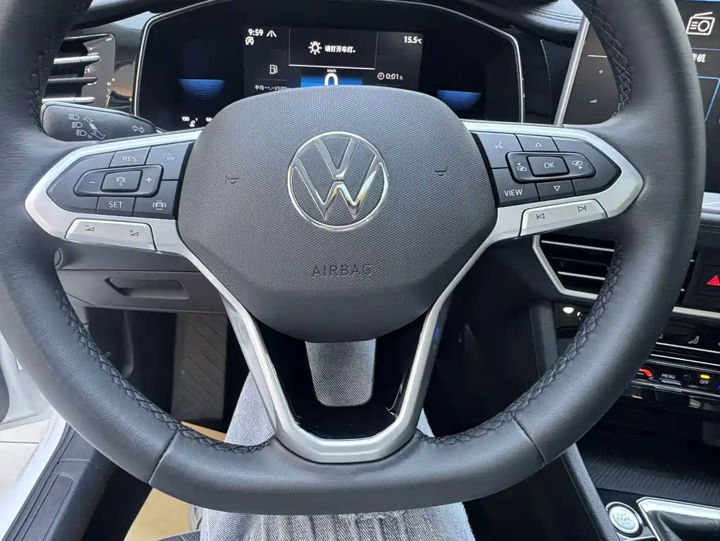 Volkswagen Sagitar — миниатюра 23