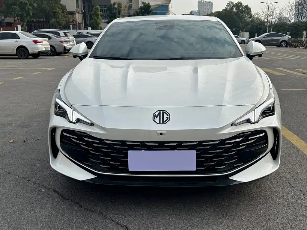 MG MG7 2023