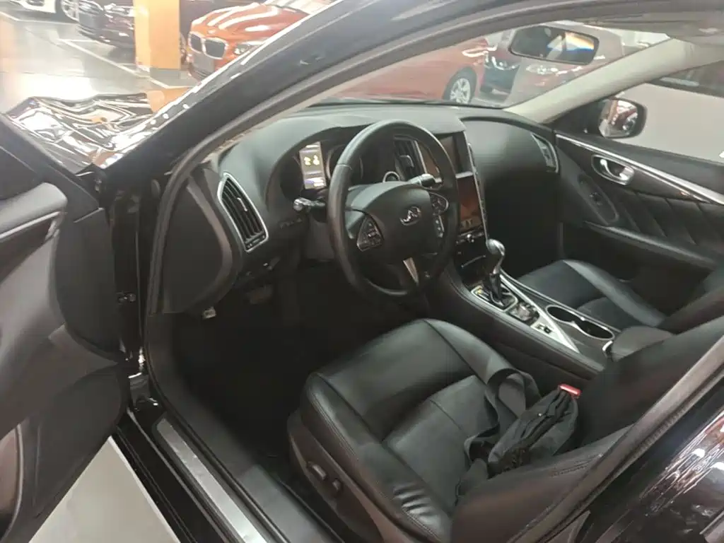 Infiniti Q50L — миниатюра 16