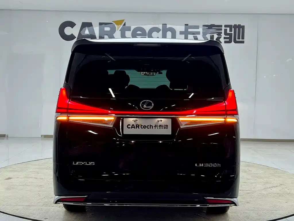 Lexus LM — миниатюра 4