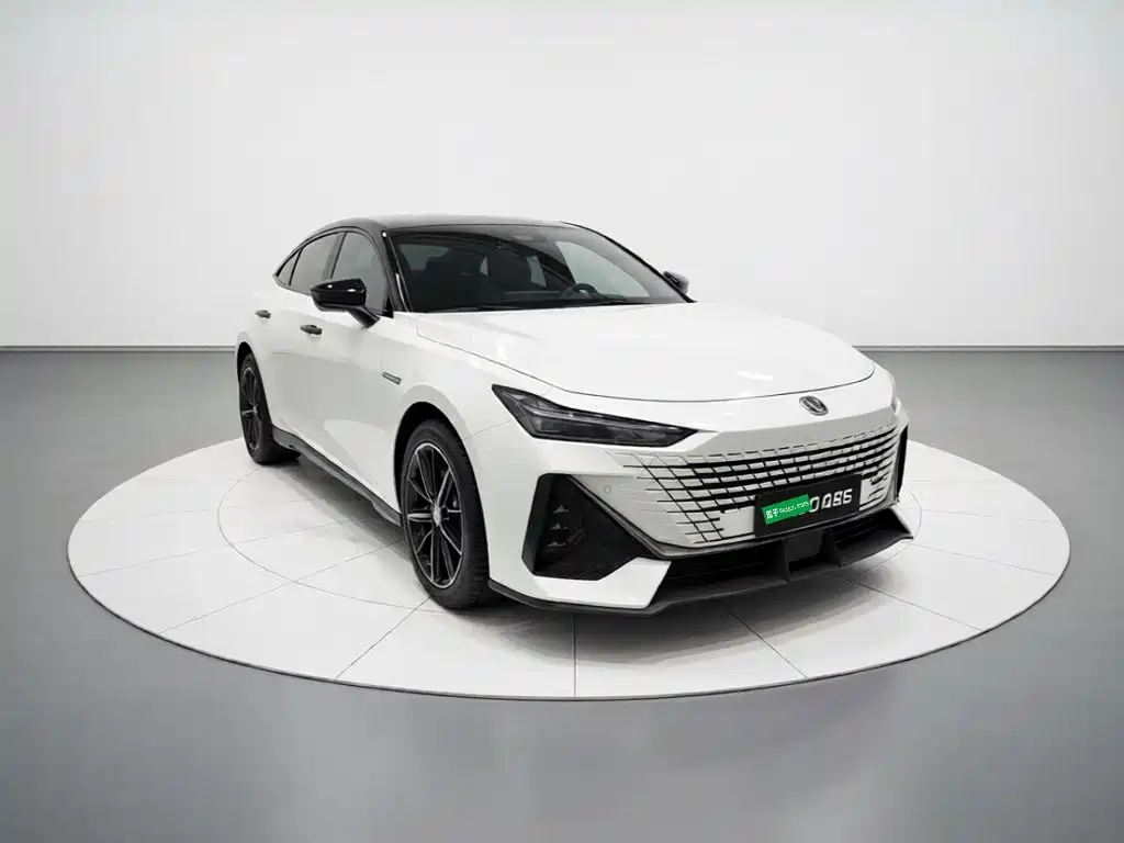 Changan UNI-V — миниатюра 3