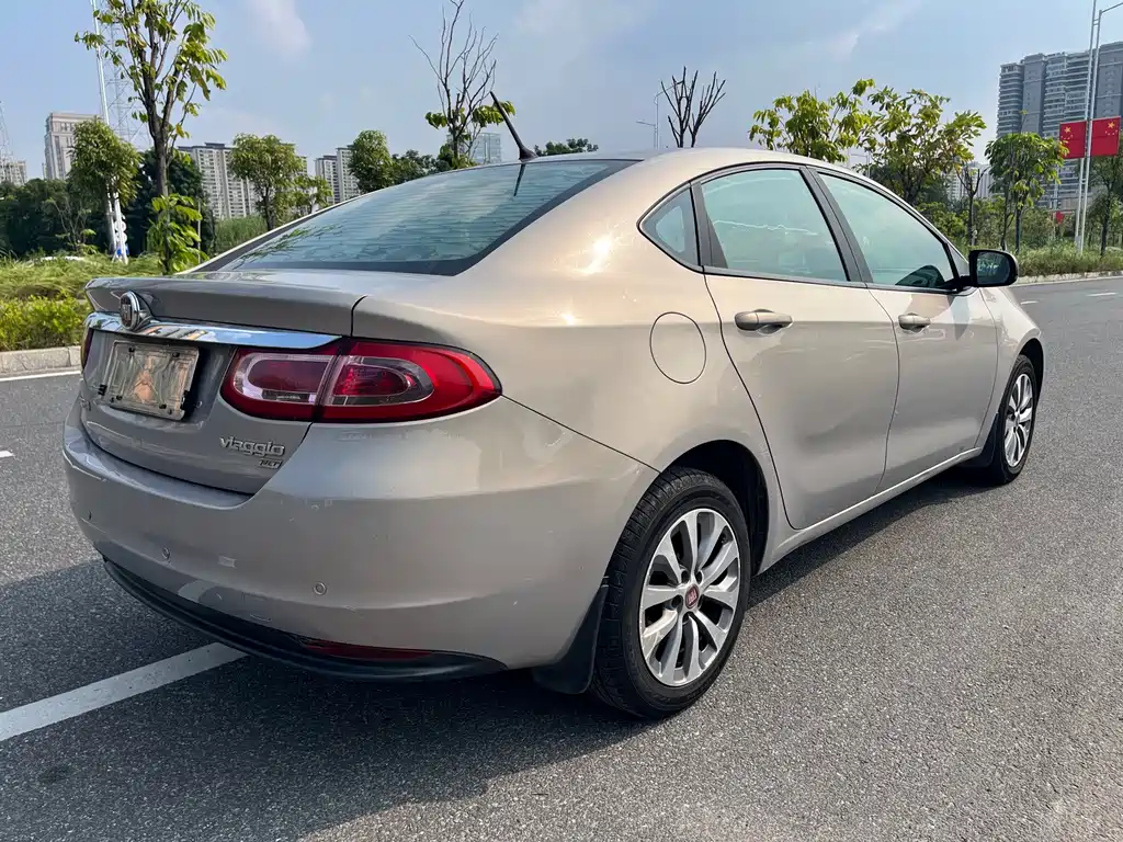Fiat Viaggio — миниатюра 6