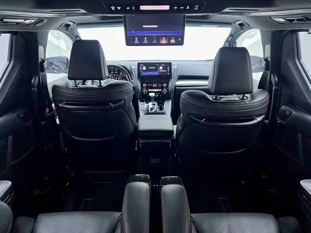 Lexus LM — миниатюра 13