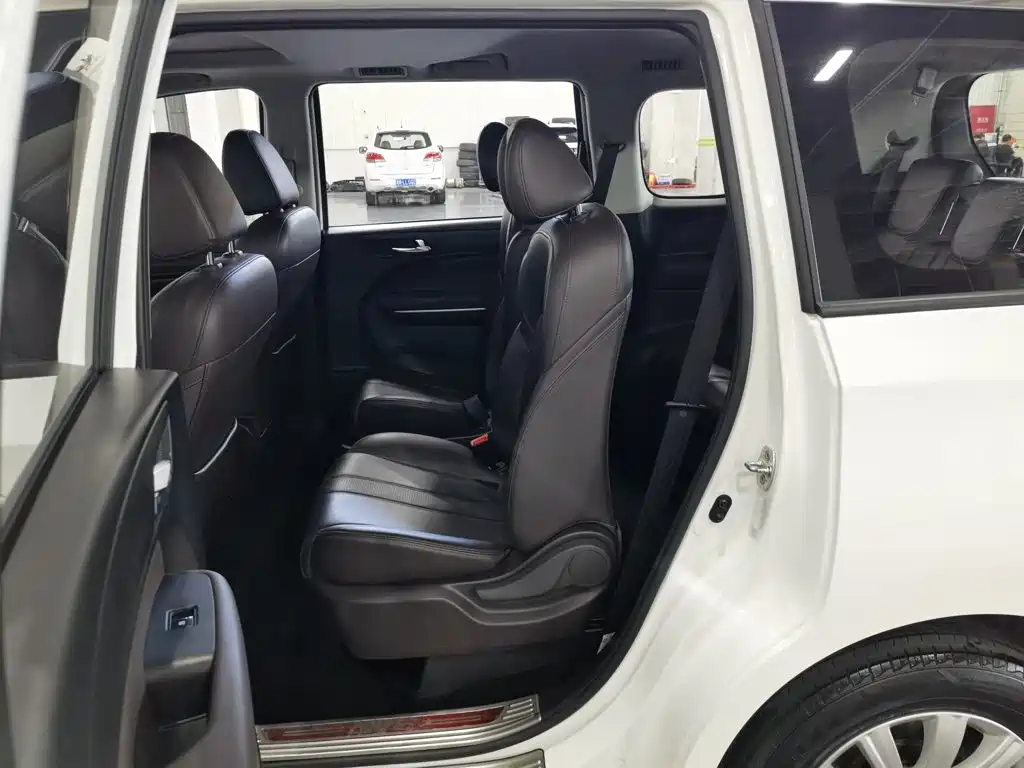 GAC Motor Trumpchi M6 — миниатюра 15