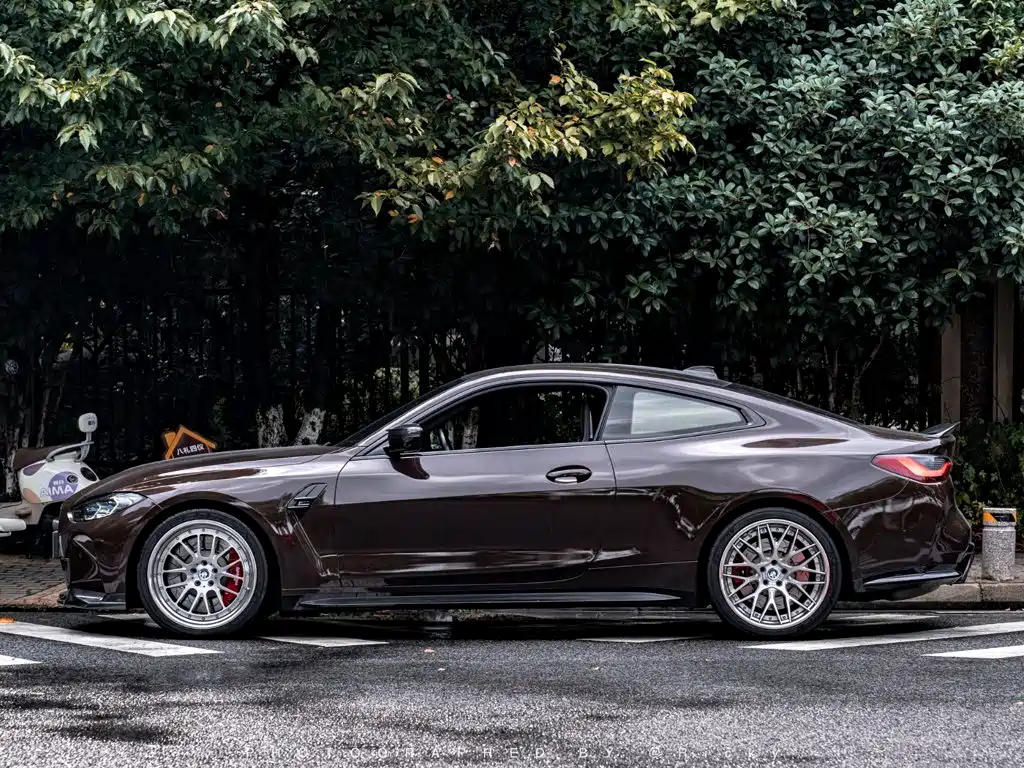 BMW M4 — миниатюра 3