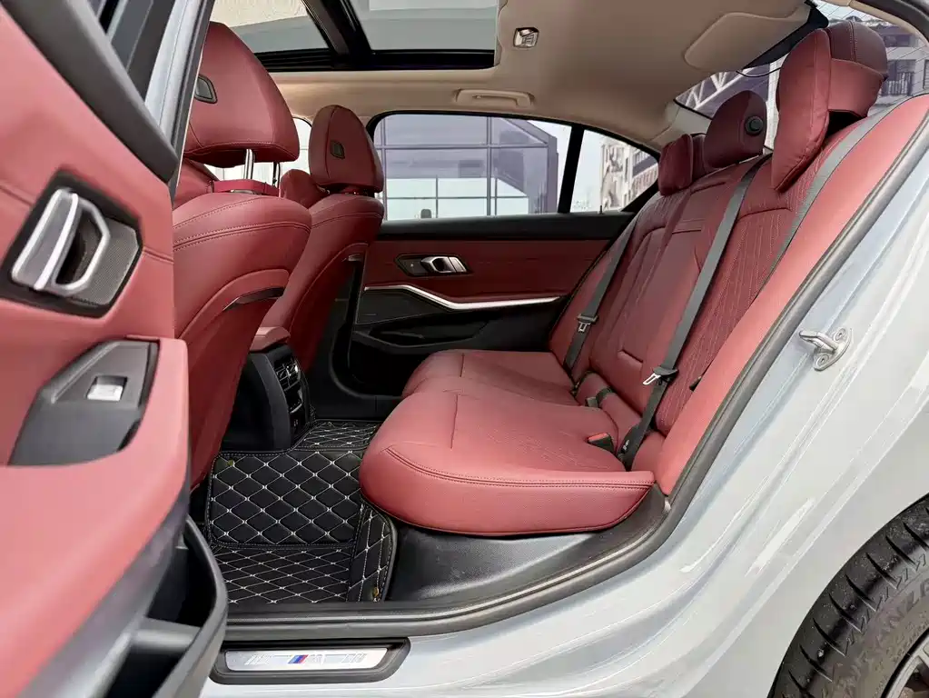 BMW 3 Series — миниатюра 13