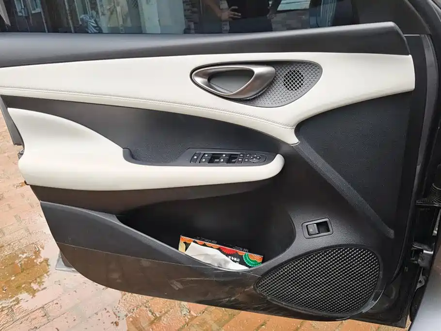 BYD Seal 05 DM-i — миниатюра 7