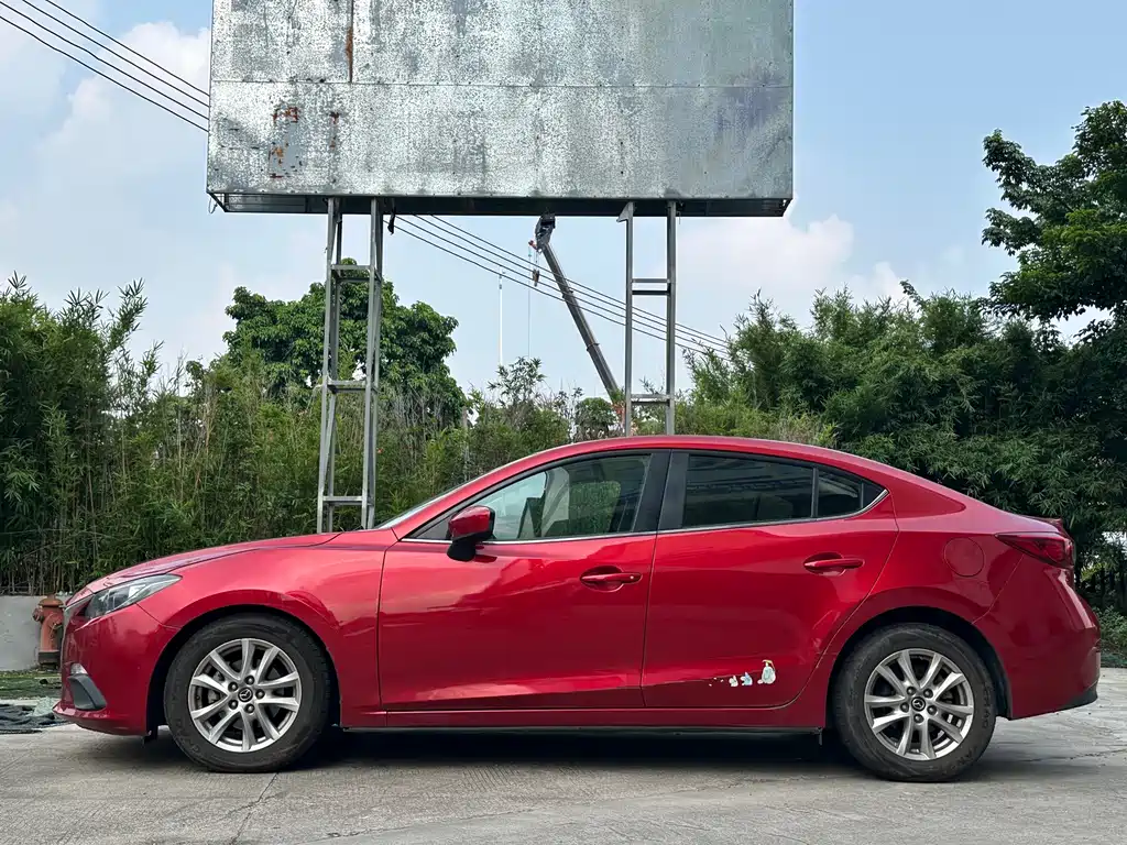 Mazda 3 Axela — миниатюра 8