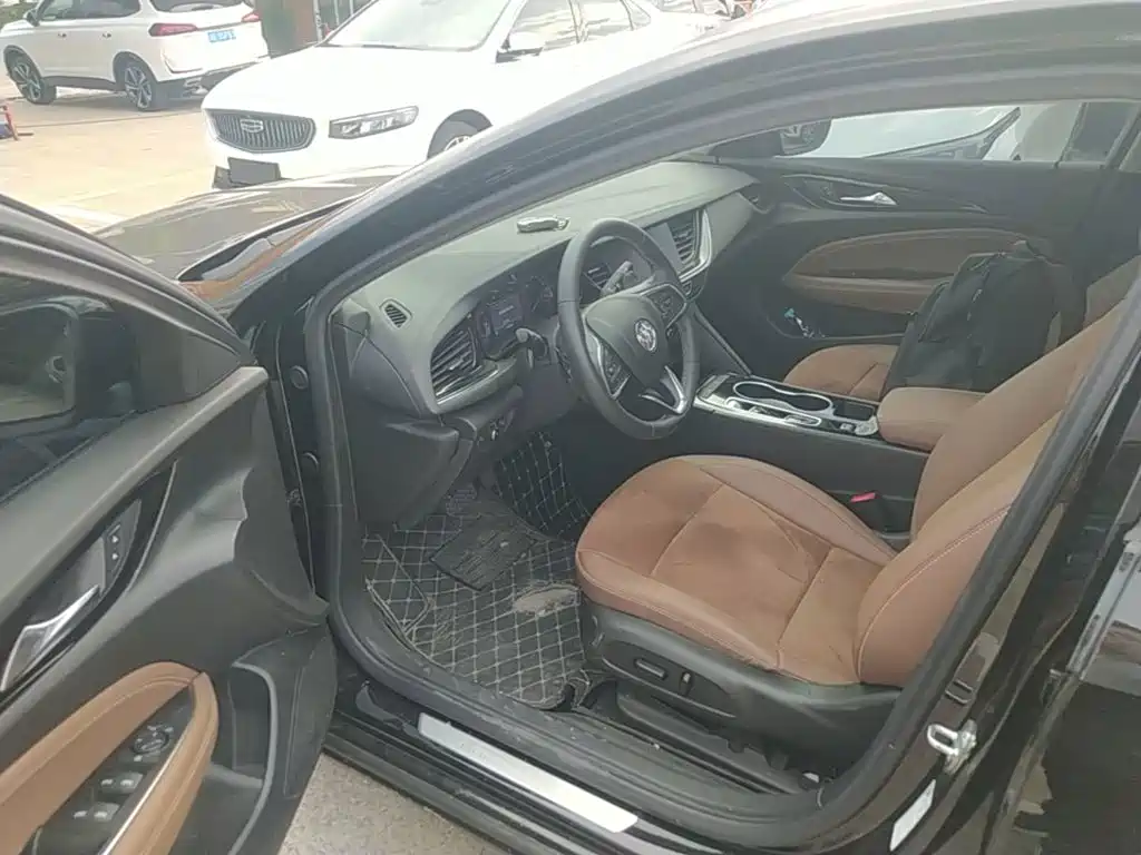 Buick Regal — миниатюра 16