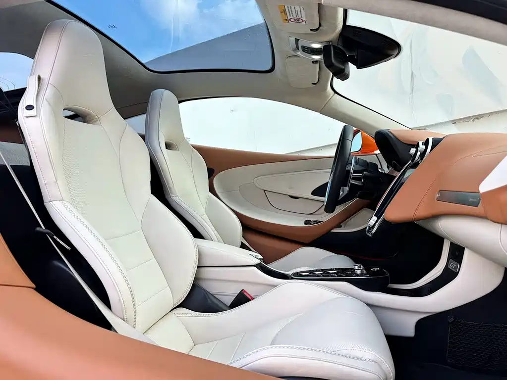 McLaren GT — миниатюра 14