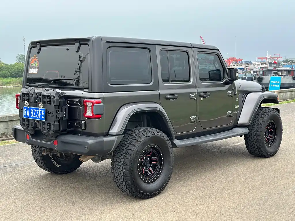 Jeep Wrangler — миниатюра 4