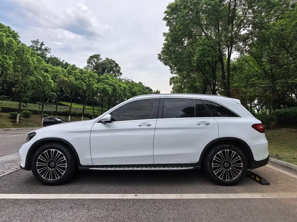 Mercedes-Benz GLC 2019 GLC 260 L 4MATIC