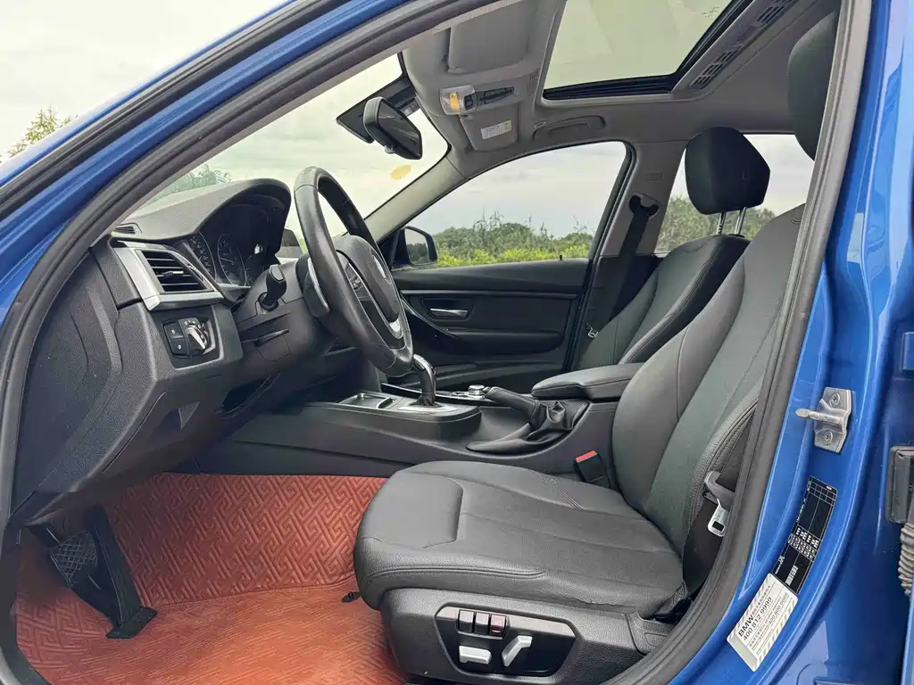 BMW 3 Series — миниатюра 4