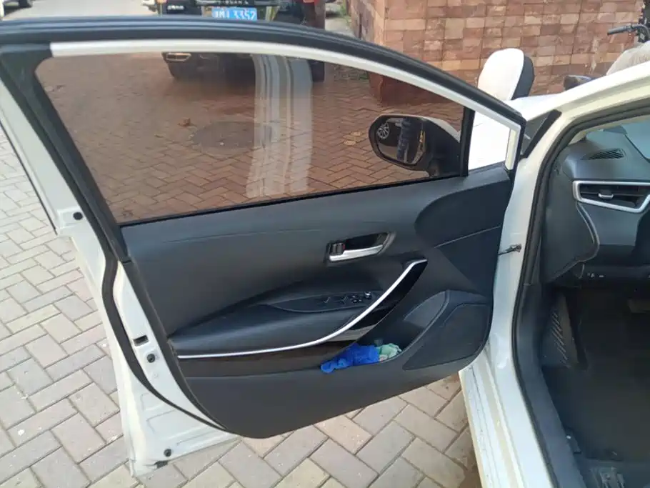 Toyota Corolla — миниатюра 7
