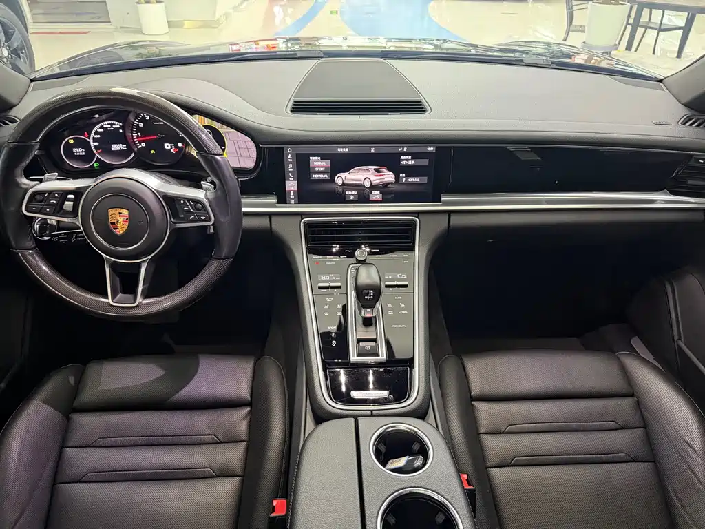 Porsche Panamera — миниатюра 17