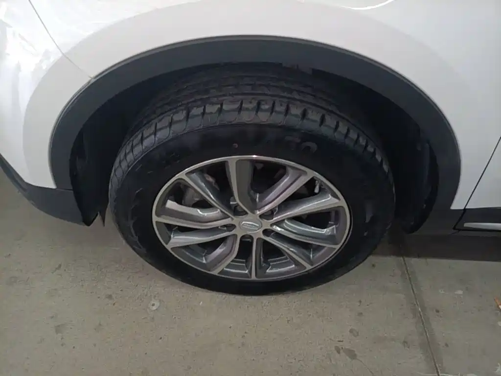 Geely Boyue — миниатюра 23
