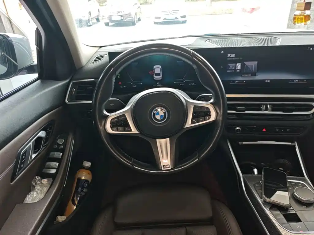BMW i3 — миниатюра 11