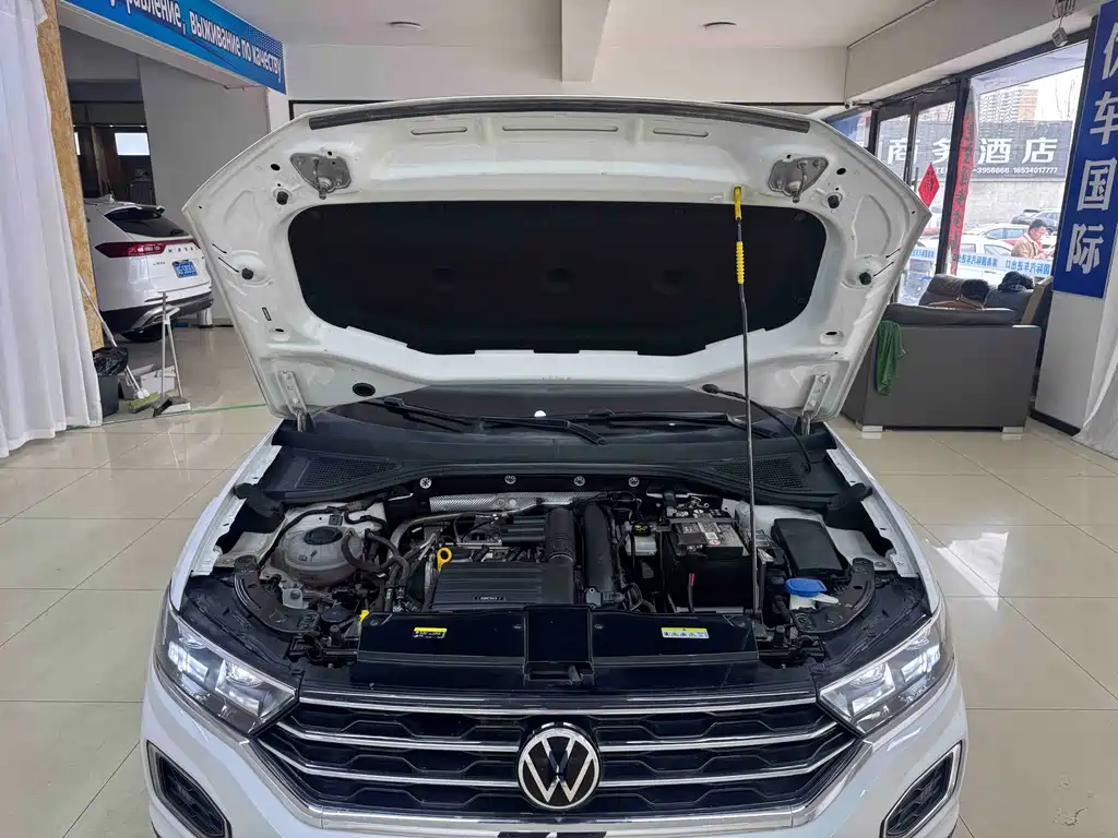 Volkswagen T-Roc — миниатюра 19