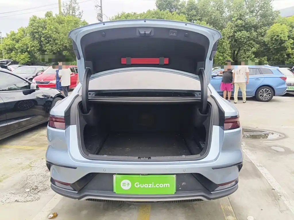 BYD Han — миниатюра 19
