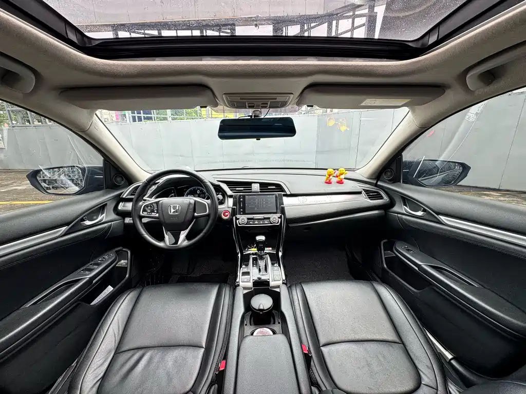 Honda Civic — миниатюра 7