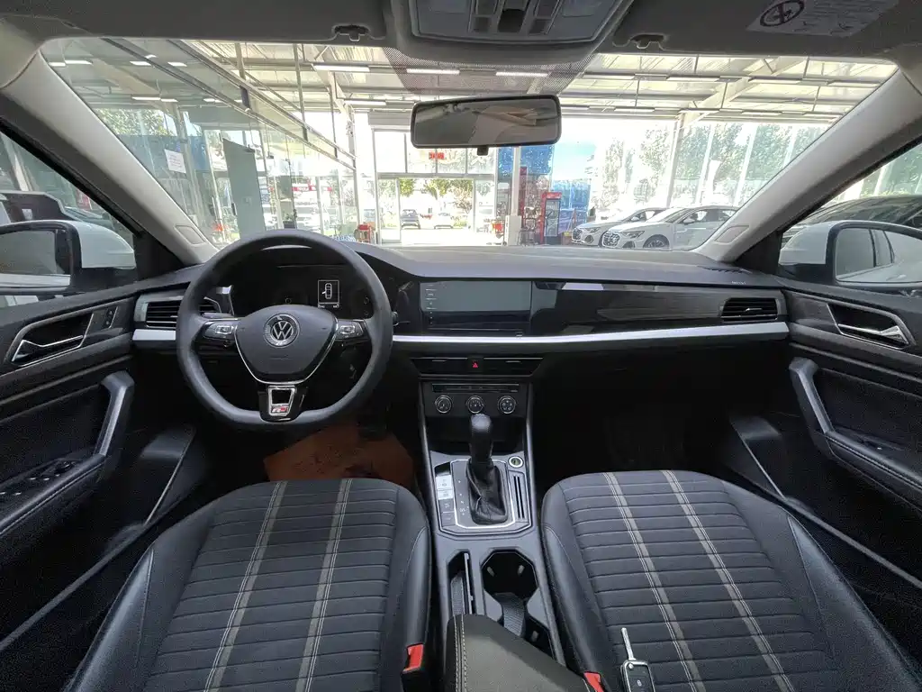 Volkswagen Lavida — миниатюра 16