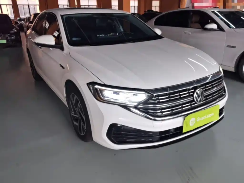 Volkswagen Sagitar — миниатюра 4