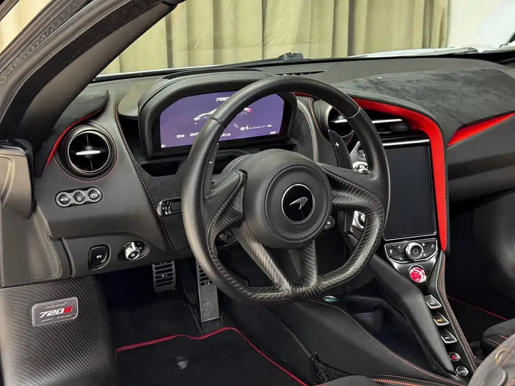 McLaren 720S — миниатюра 8