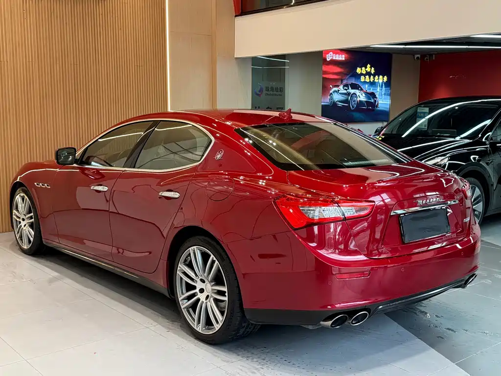Maserati Ghibli — миниатюра 18