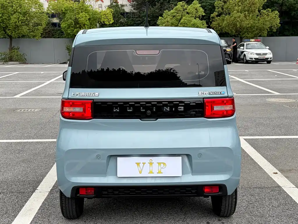 Wuling MINIEV — миниатюра 5