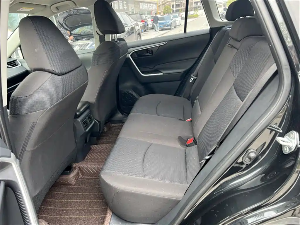 TOYOTA RAV4 RONGFANG