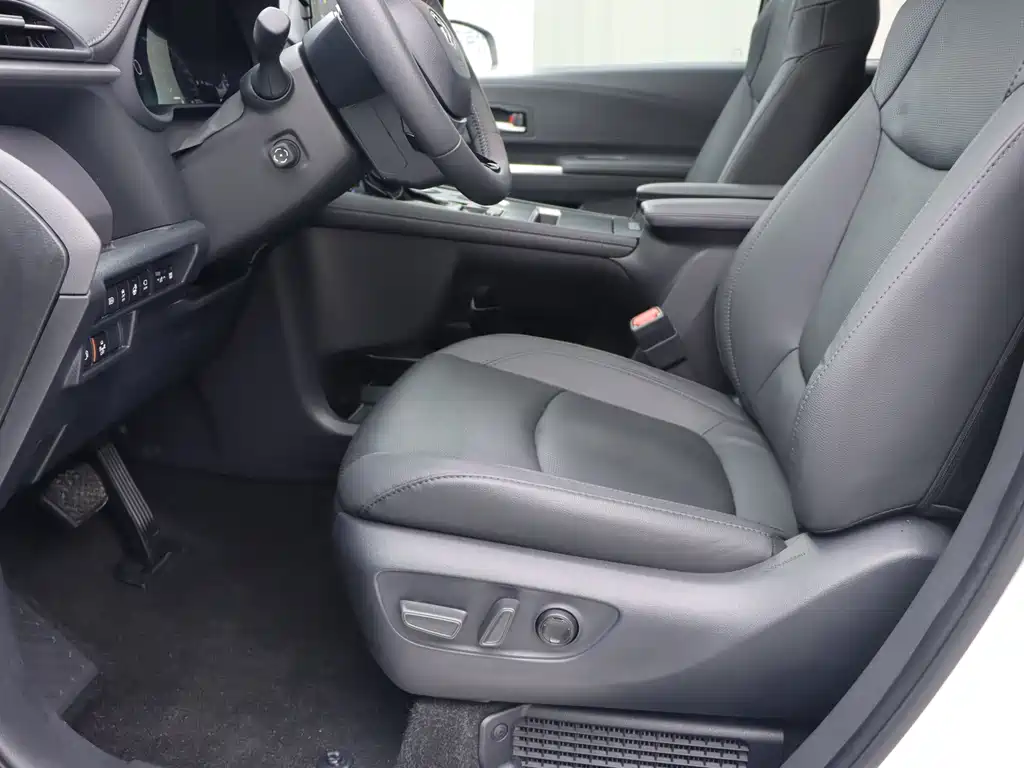 Toyota Sienna 2023 2.5L