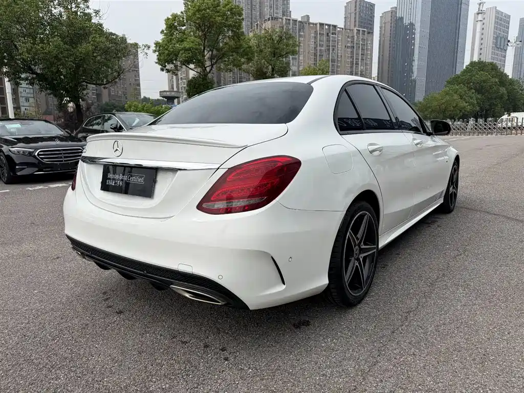 Mercedes-Benz C-Class — миниатюра 4