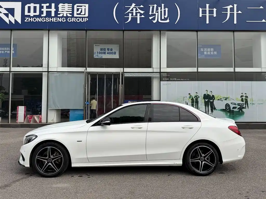Mercedes-Benz C-Class — миниатюра 7