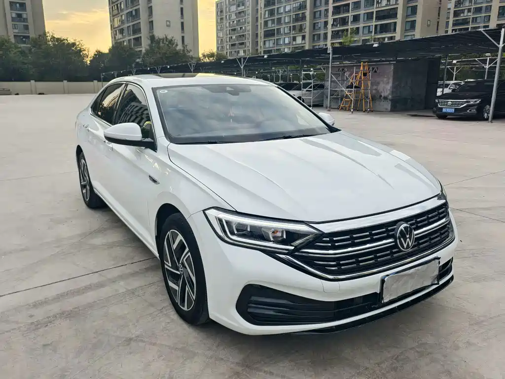 Volkswagen Sagitar — миниатюра 3
