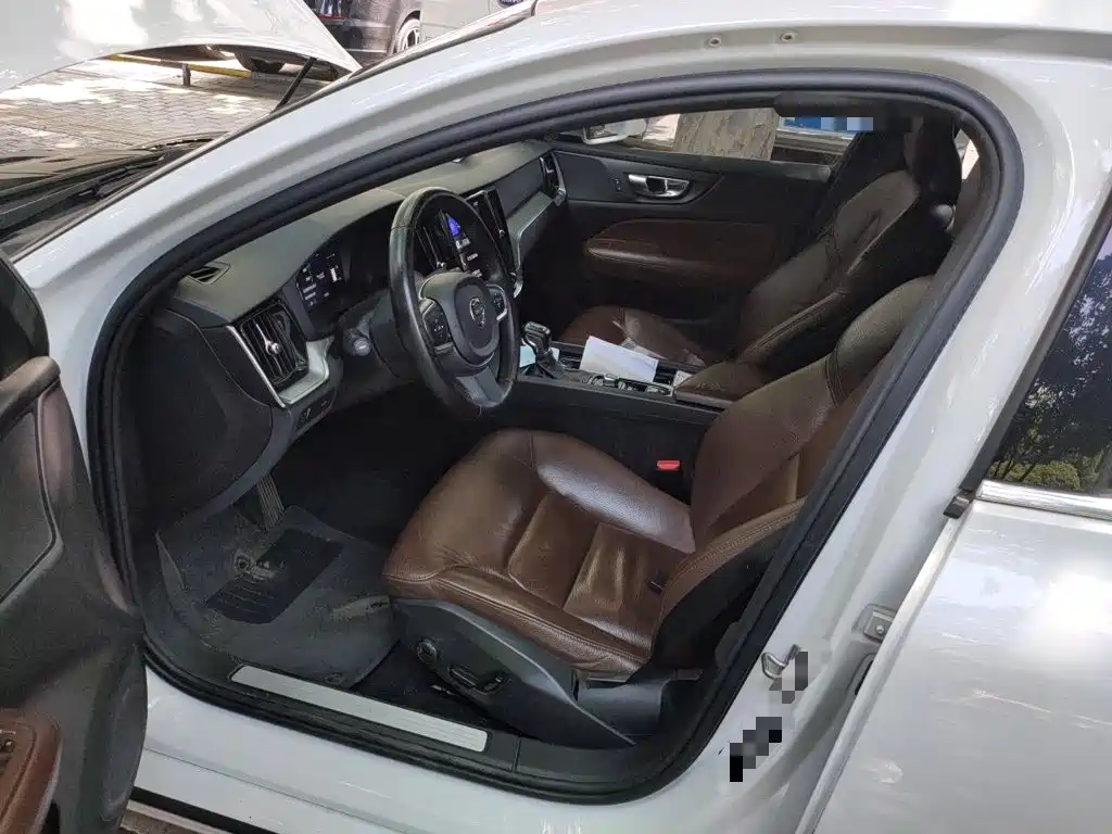 Volvo S60 — миниатюра 12