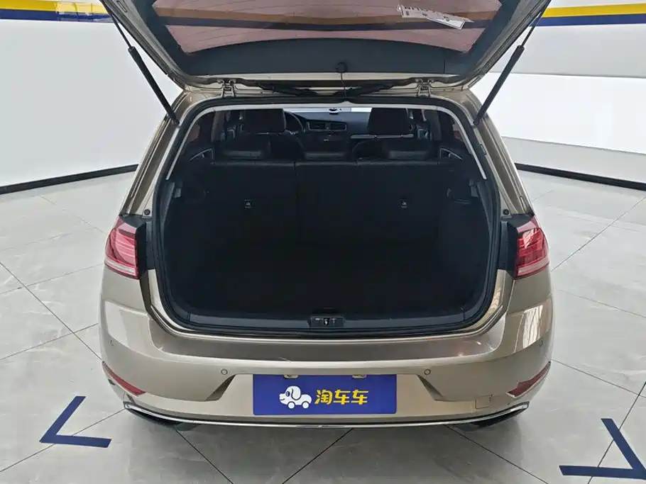 Volkswagen Golf — миниатюра 4