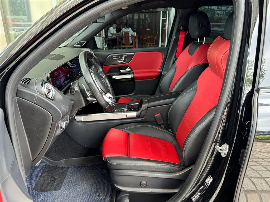 Mercedes-Benz GLB A MG 2022 AMG GLB 35 4MATIC