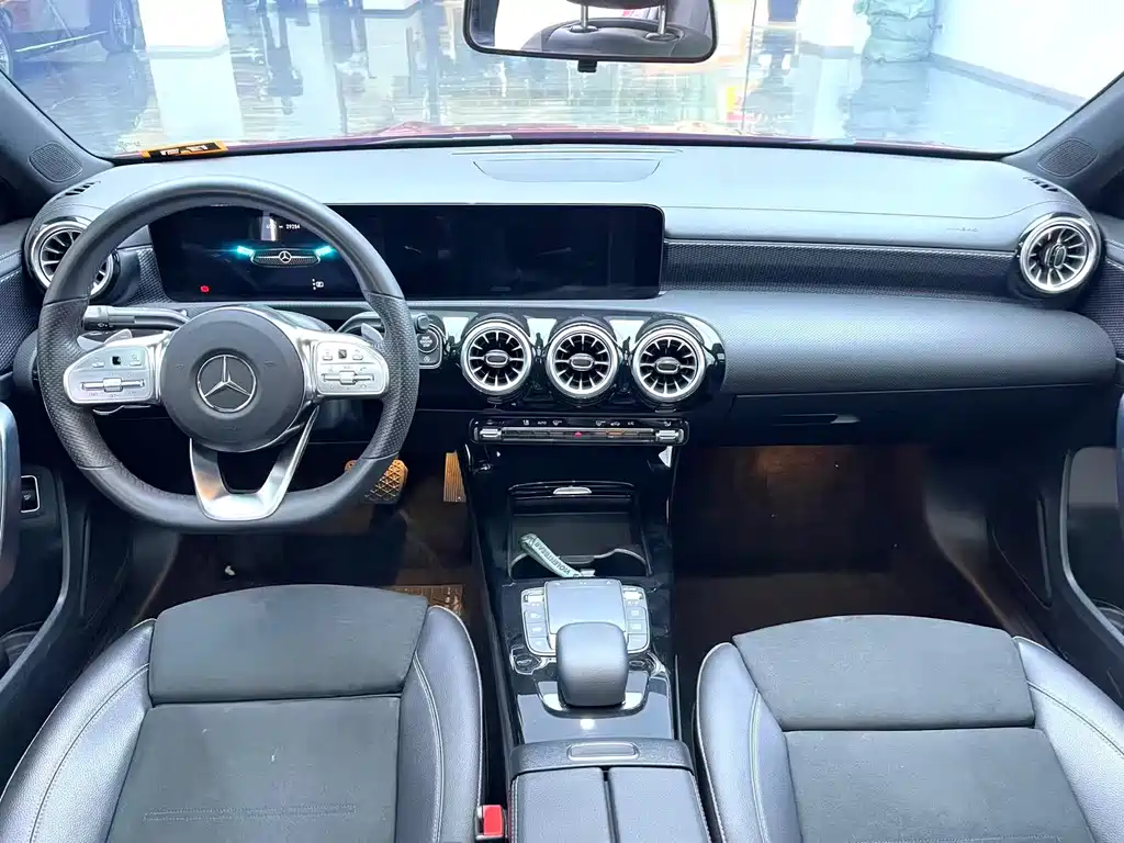 Mercedes-Benz A-Class A 2021 A 200 L Sport Fashion
