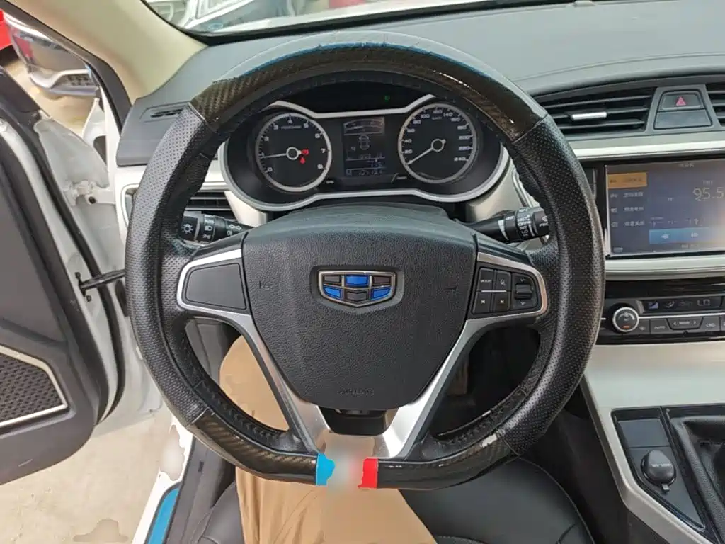 Geely Emgrand GL — миниатюра 11